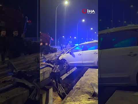 Afyonkarahisar'da Tır İle Otomobiller Çarpıştı!
